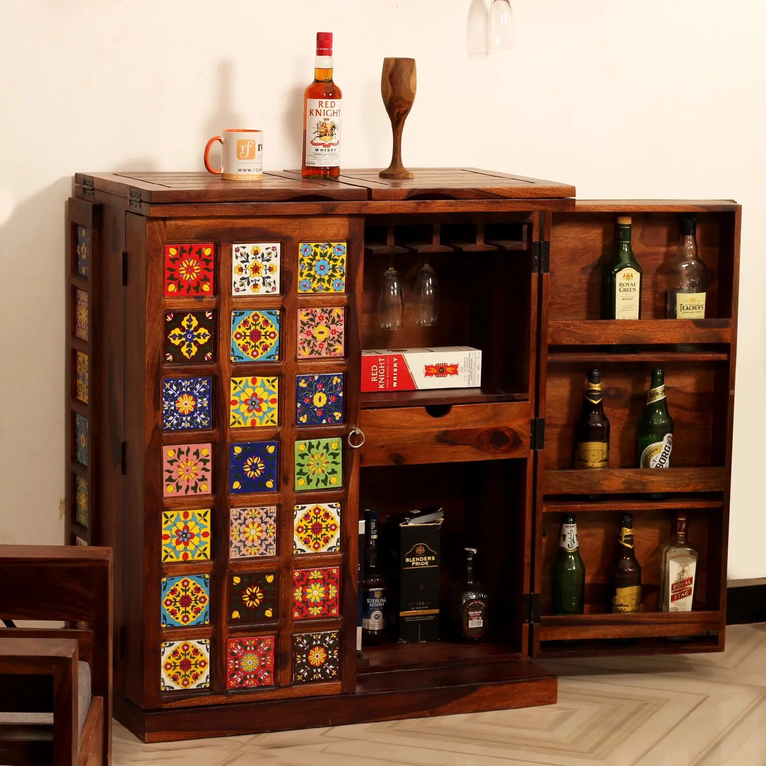 Royal Finish Tielac 2 Door Bar in sheesham with Natural color in Matte polish wooden bar cabinet image 5